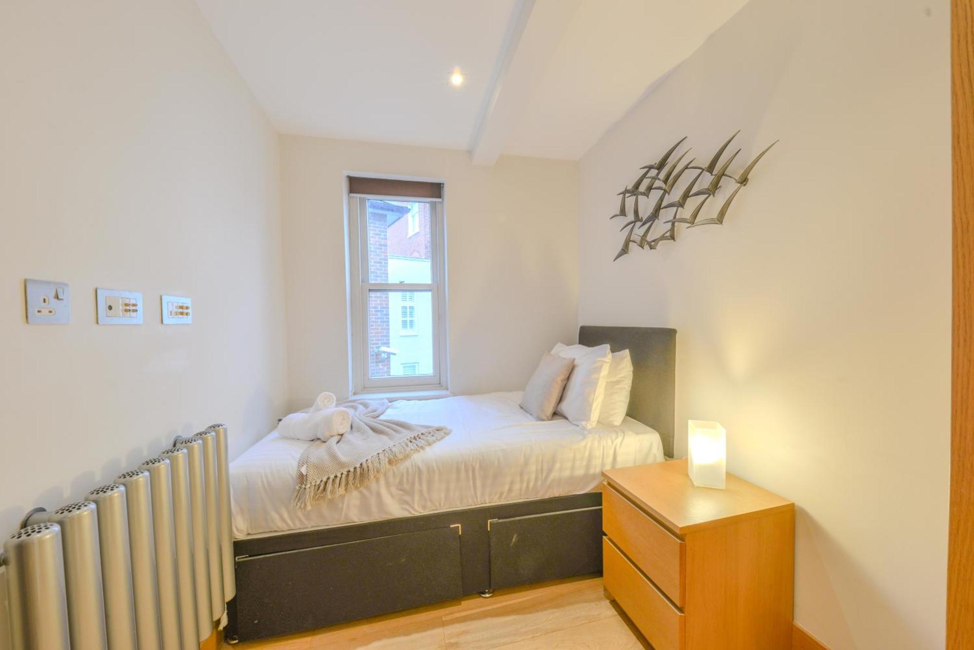 Central Two Bedroom Apartments St Albans By Central Stays Short Lets & Serviced Accommodation With Free Parking Dış mekan fotoğraf